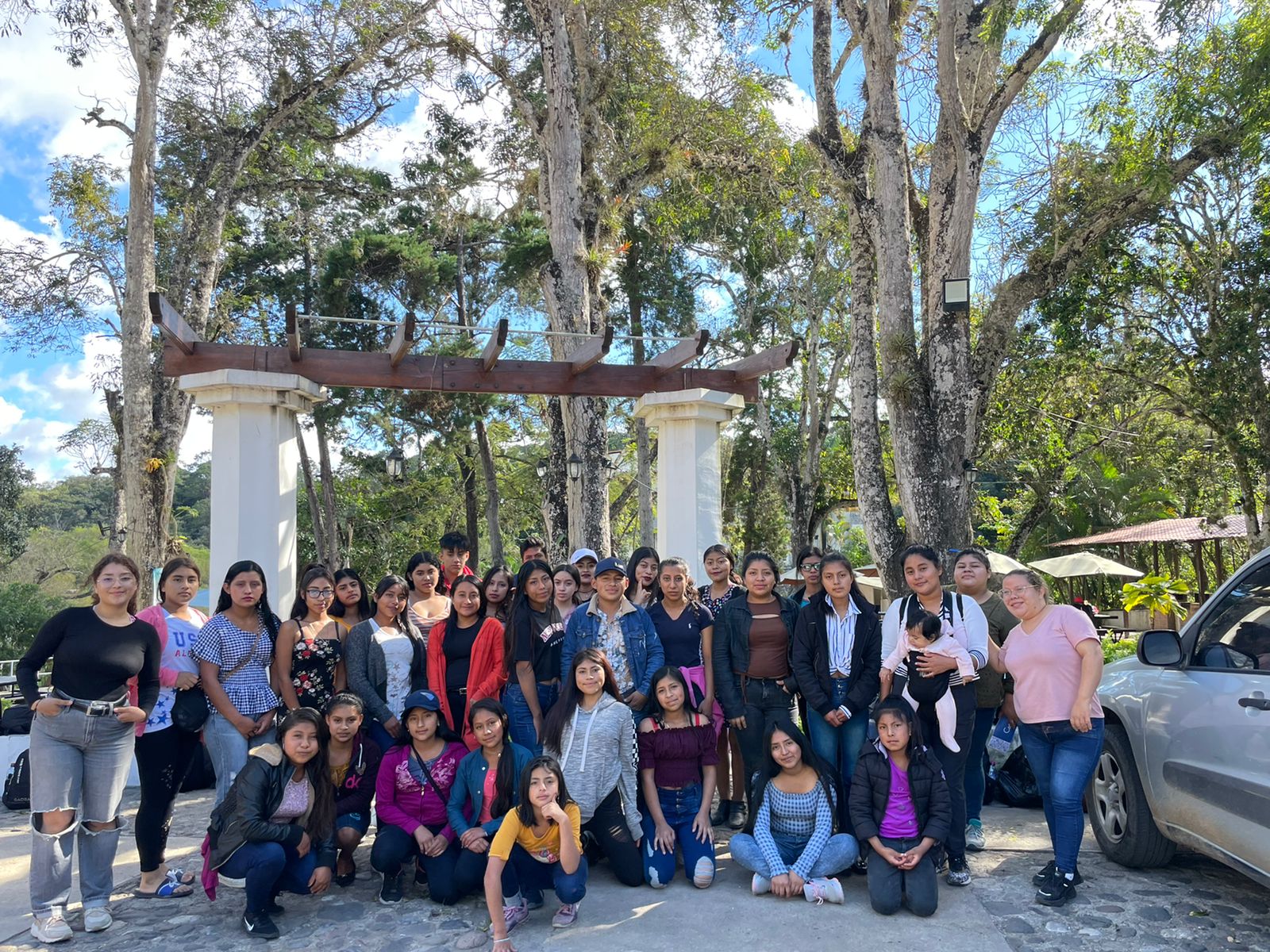 Jóvenes en encuentro del colectivo
